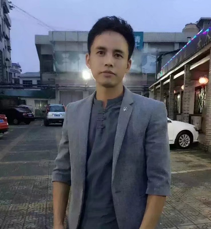 华谢的第一张照片--长沙残疾人相亲网