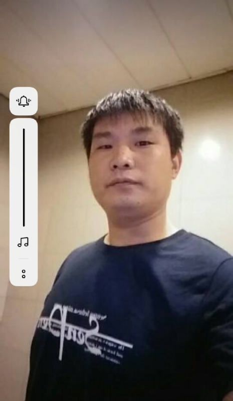 等着幸福来敲门的第一张照片--长沙残疾人相亲网