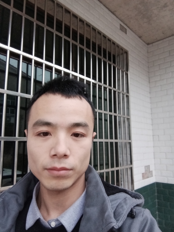 笑得那么开心的第三张照片--长沙残疾人相亲网
