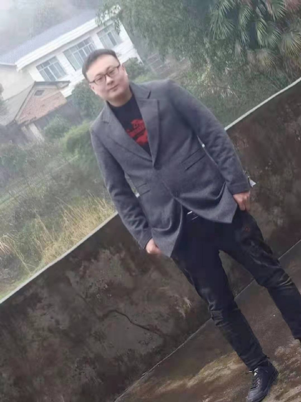 冰城的第一张照片--长沙残疾人相亲网