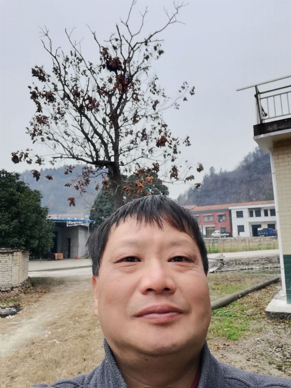 苏众青春冲浪的第二张照片--长沙残疾人相亲网